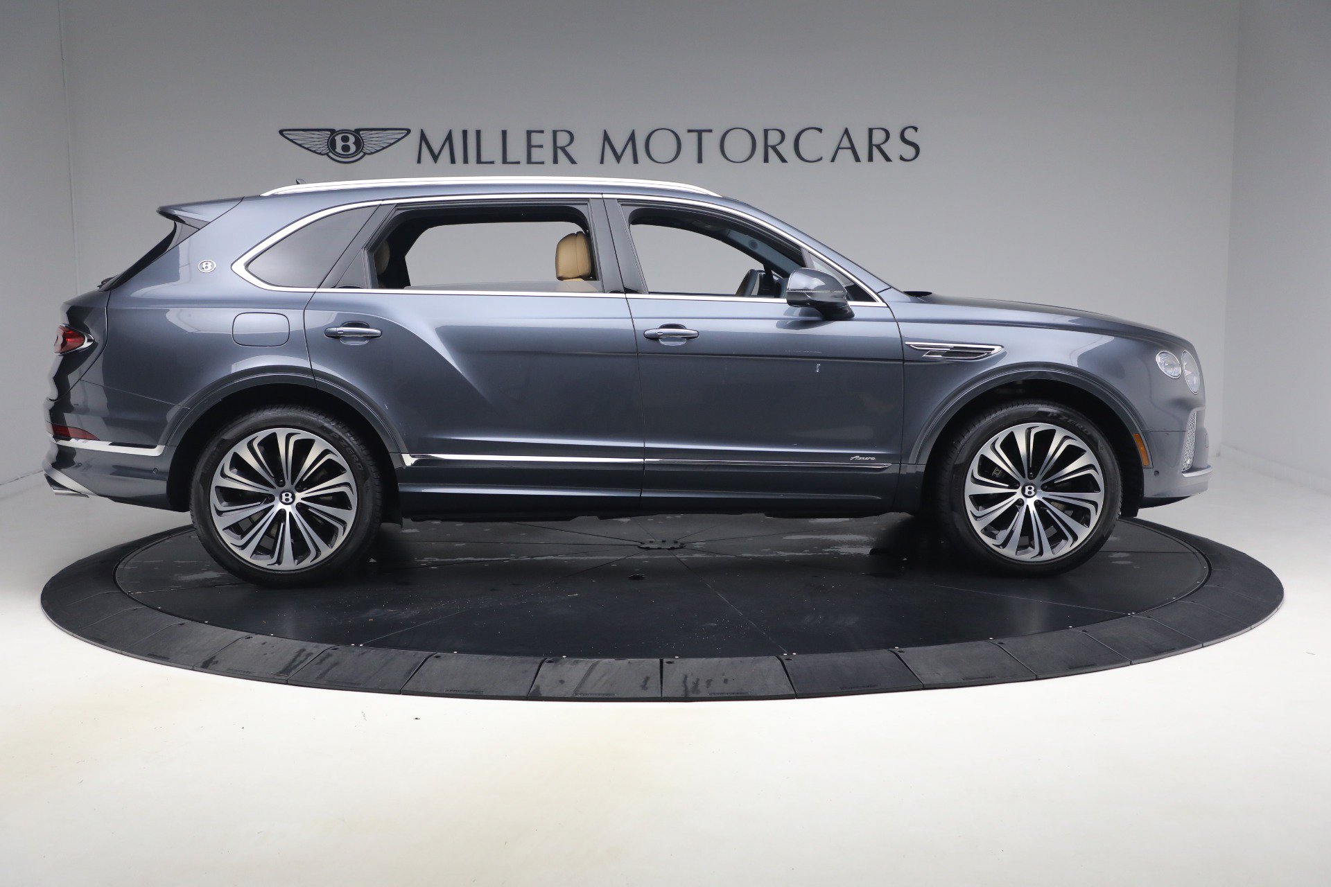 Certified 2026 Bentley Bentayga Extended Wheelbase AWD/4WD image 9