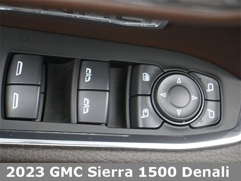 Used 2023 GMC Sierra 1500 Denali w/ Technology Package image 12