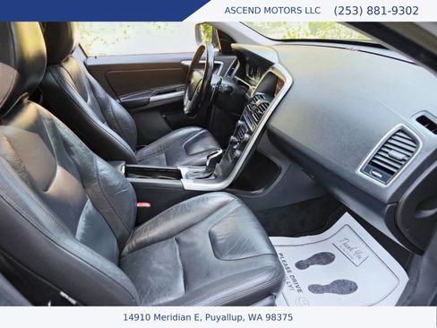 Used 2014 Volvo XC60 T6 AWD/4WD image 11