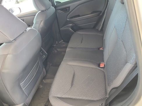 Used 2025 Subaru Forester Premium AWD/4WD image 12