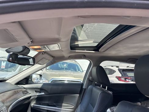 Used 2013 Honda Crosstour EX-L image 16