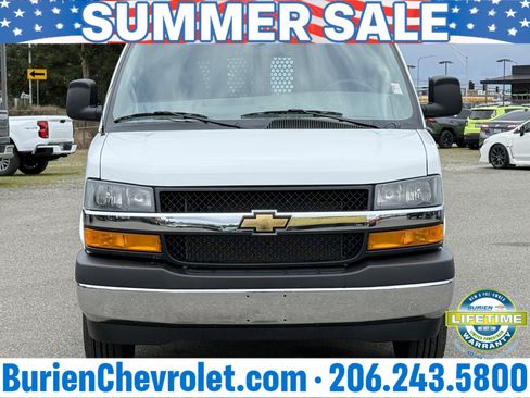 Used 2024 Chevrolet Express 2500 w/ Driver Convenience Package RWD image 8