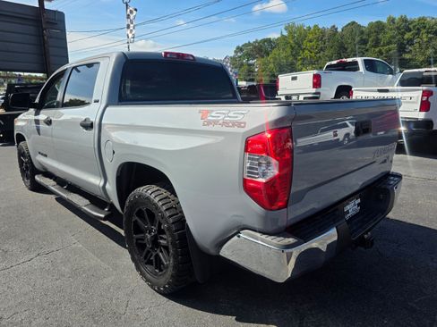 Used 2019 Toyota Tundra SR5 w/ SR5 Upgrade Package RWD image 7