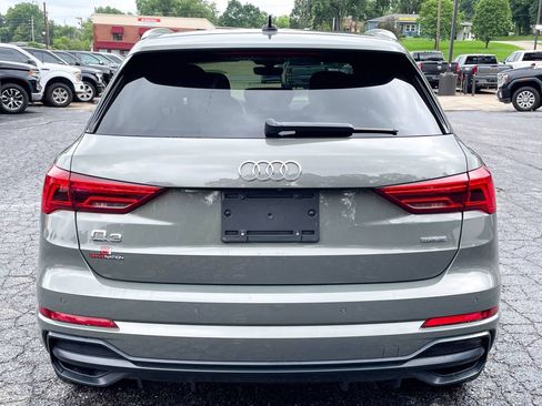 Used 2020 Audi Q3 2.0T Premium Plus w/ Premium Plus Package AWD/4WD image 8