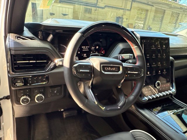 Used 2026 GMC Yukon XL AT4 Ultimate AWD/4WD image 18