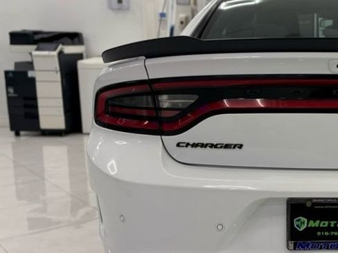 Used 2023 Dodge Charger GT w/ Blacktop Package image 13