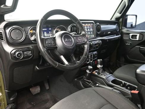 Used 2022 Jeep Wrangler Unlimited Sport image 23