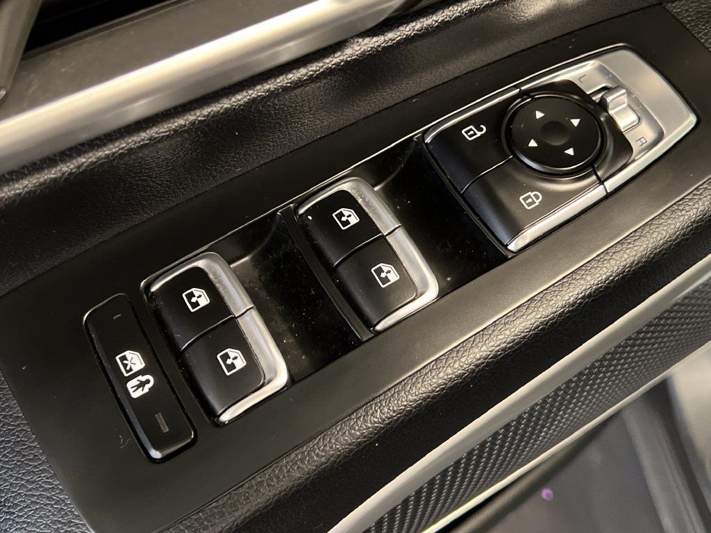 Used 2023 Kia Telluride LX AWD/4WD image 32