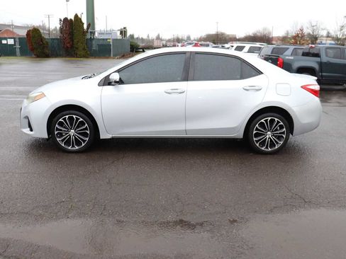 Used 2016 Toyota Corolla S image 8