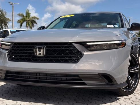 Used 2026 Honda Accord SE image 2