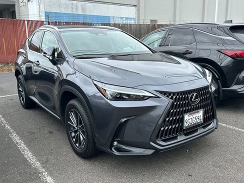 Used 2023 Lexus NX 350 AWD image 2