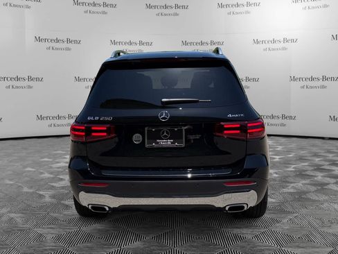 Used 2026 Mercedes-Benz GLB 250 4MATIC image 4