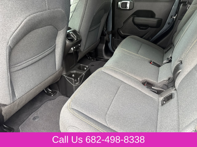 Used 2025 Jeep Gladiator Sport AWD/4WD image 17