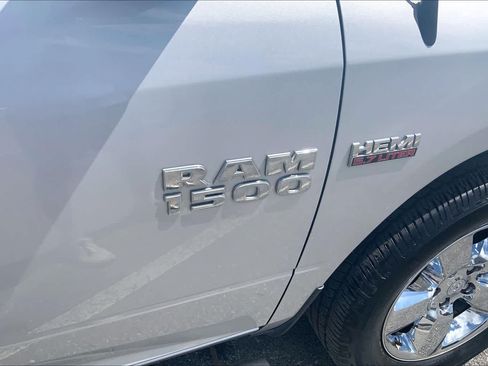 Used 2016 RAM 1500 Big Horn AWD/4WD image 31