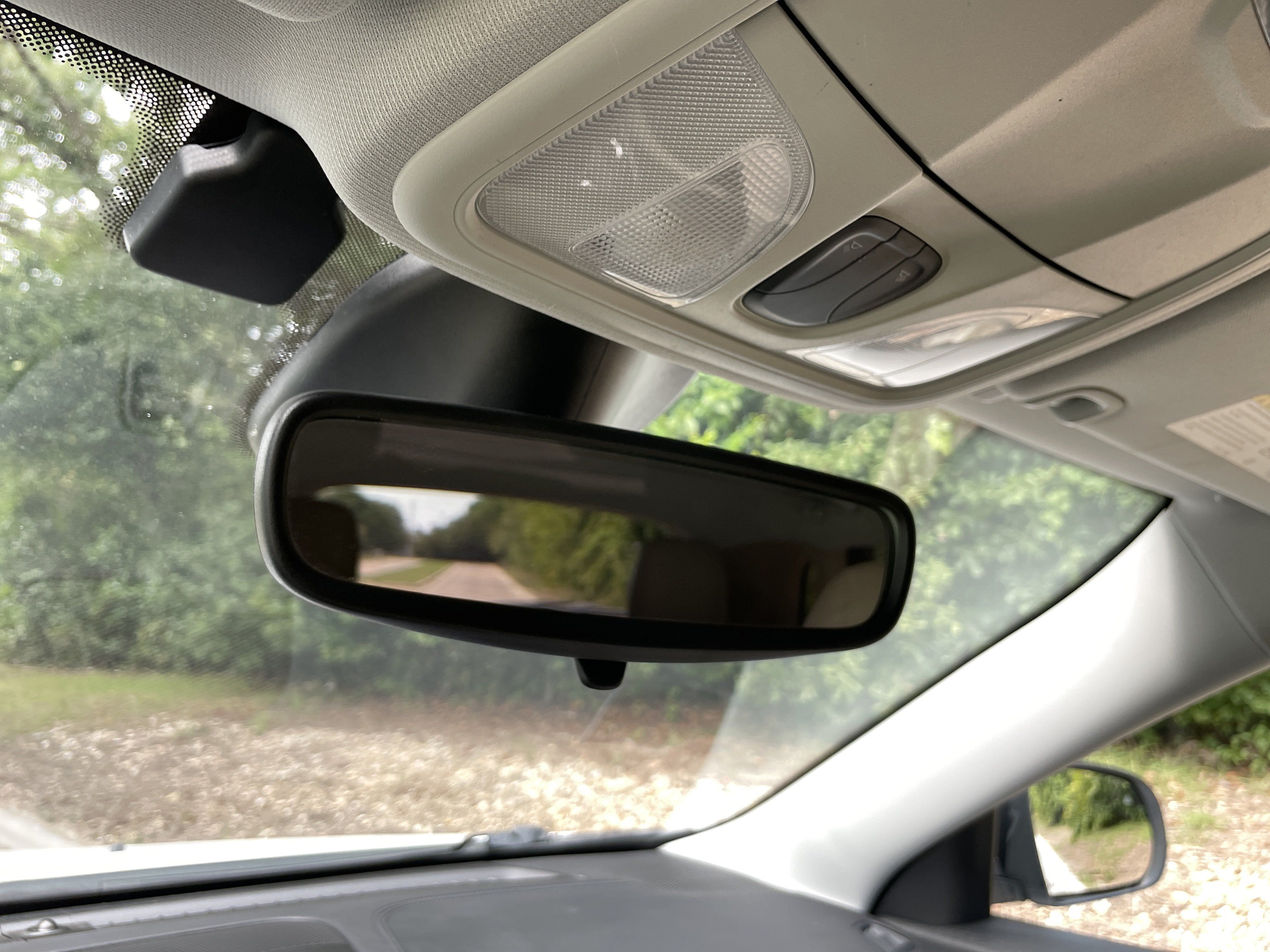 Used 2021 Jeep Cherokee Latitude FWD image 25