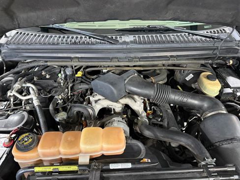 Used 2001 Ford Excursion Limited image 34