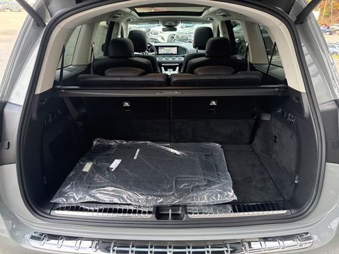 New 2026 Mercedes-Benz GLS 450 4MATIC image 10