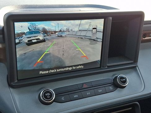 Used 2024 Ford Maverick Lariat image 24