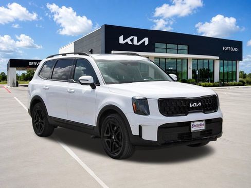 Certified 2024 Kia Telluride EX X-Line AWD/4WD image 3
