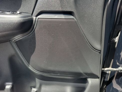 Used 2018 Honda CR-V EX image 19