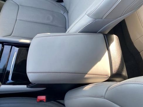 Used 2022 Jeep Grand Cherokee Overland image 31