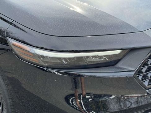 Certified 2023 Honda Accord EX image 8