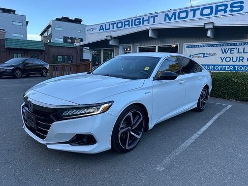 Used 2022 Honda Accord Sport image 1