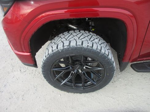 New 2026 GMC Sierra 1500 AT4 w/ AT4 Premium Package image 12