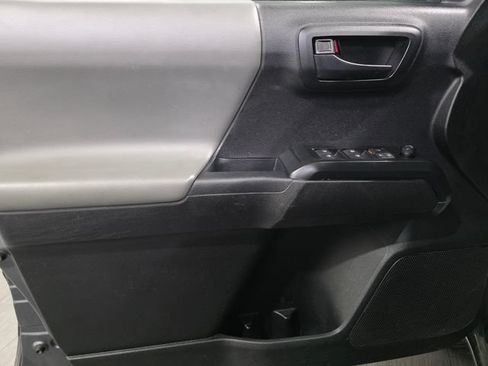 Used 2023 Toyota Tacoma SR AWD/4WD image 10