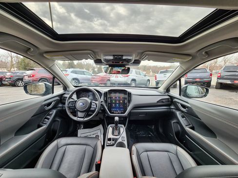 Used 2024 Subaru Crosstrek 2.5i Limited AWD/4WD image 9