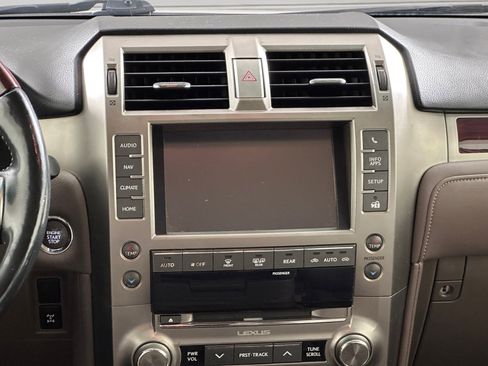 Used 2014 Lexus GX 460 Luxury image 24