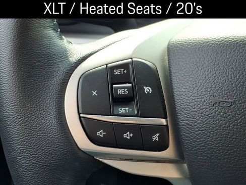 Used 2022 Ford Explorer XLT w/ Equipment Group 202A image 22