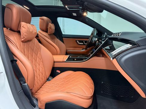 Used 2024 Mercedes-Benz S 580 4MATIC Sedan image 11