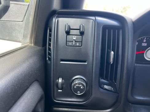 Used 2017 Chevrolet Silverado 1500 W/T w/ Trailering Package RWD image 14