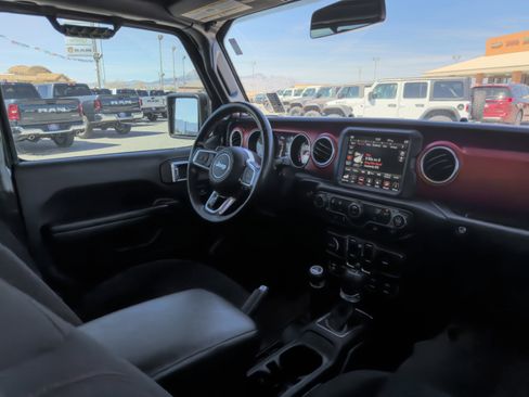 Used 2021 Jeep Wrangler Unlimited Rubicon image 9