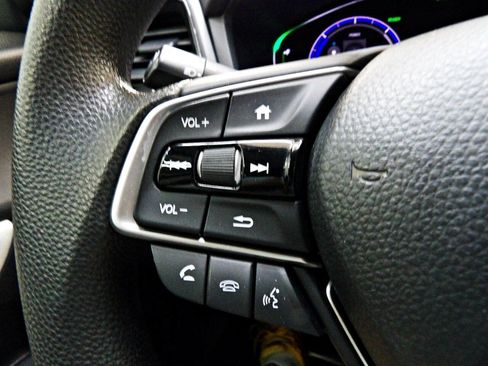 Used 2019 Honda Insight EX image 19