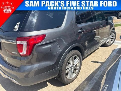 Used 2016 Ford Explorer XLT w/ Equipment Group 202A AWD/4WD image 4