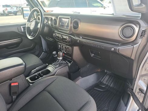 Used 2021 Jeep Wrangler Unlimited Sport S image 20