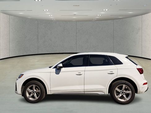 Used 2021 Audi Q5 2.0T Premium w/ Convenience Package image 8