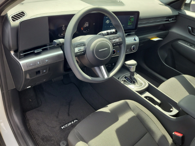 New 2027 Hyundai Kona SE FWD image 22