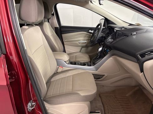 Used 2015 Ford Escape SE w/ Equipment Group 201A image 35