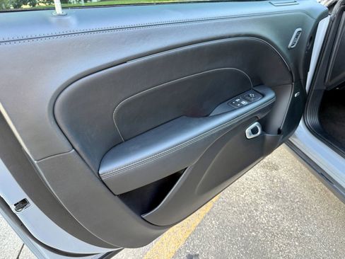 Used 2022 Dodge Challenger R/T w/ Plus Package image 26