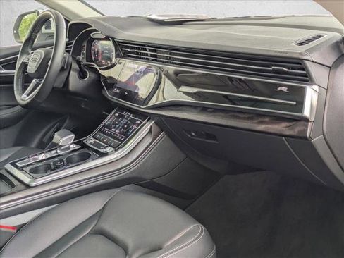 Used 2023 Audi Q8 Premium Plus image 24