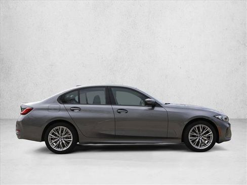 Used 2023 BMW 330i xDrive Sedan w/ Driving Assistance Package AWD/4WD image 4