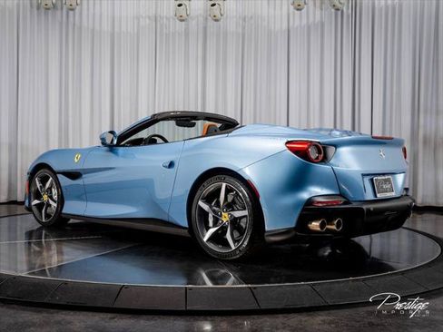 Used 2023 Ferrari Portofino M RWD image 14