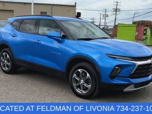 Certified 2024 Chevrolet Blazer LT w/ Convenience Package FWD image 2
