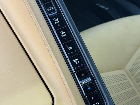 Certified 2021 Chevrolet Corvette Stingray Premium Conv w/ Battery Protection Package image 23