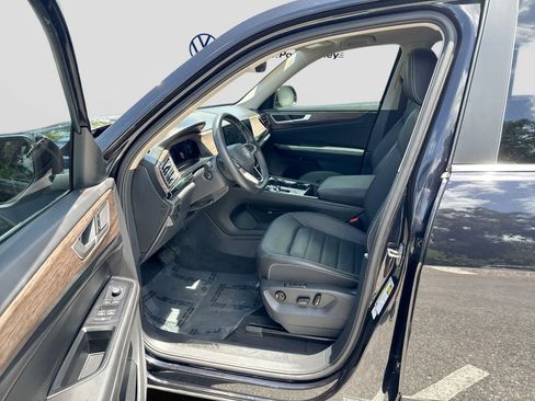 Certified 2026 Volkswagen Atlas SEL AWD/4WD image 10