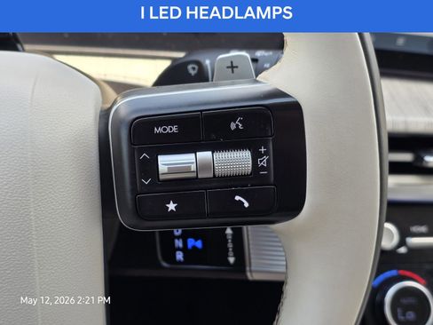 Certified 2025 Hyundai Santa Fe Calligraphy FWD image 29