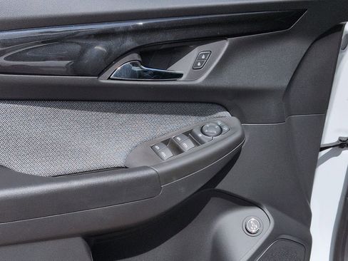 New 2026 Chevrolet TrailBlazer LT w/ Convenience Package FWD image 9